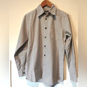 Modern Amusement size small slim fit men’s. White with blue & brown stripes.